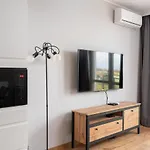 Wiktoryn Comfortable Two-Room Apartment